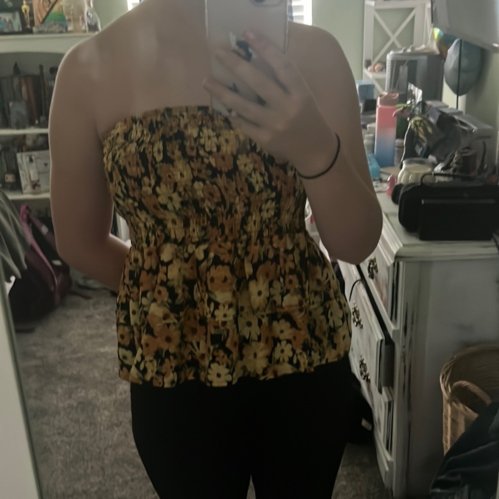 “Stitch and Pine” size S tube top